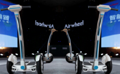 Airwheel self-balancing two-wheeled electric unicycle S3: Define the Future Transportation